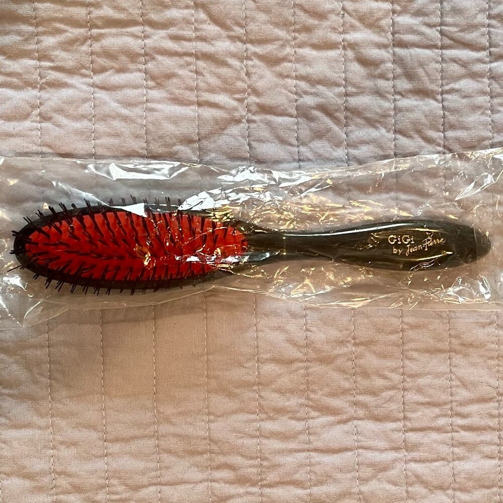 Jean Pierre Paris nylon 'Gigi' brush - new in bag